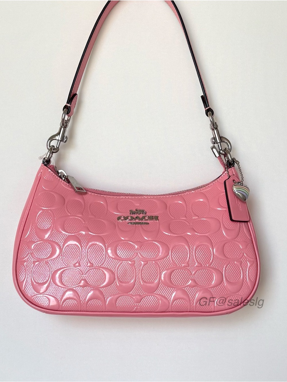 NWT Coach Teri Shoulder Bag Pink Patent Leather Silver Heart Charm CDA98